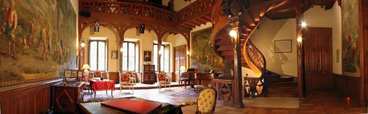 Chateau De Sedaiges Marmanhac Exteriör bild